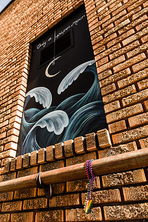 645 Central Ave (Only a Paper Moon)