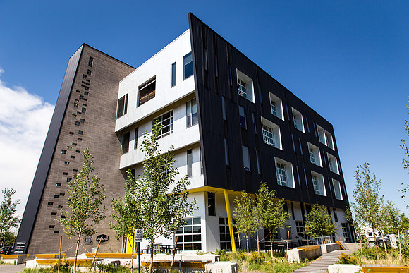 Taxi Building in RiNo