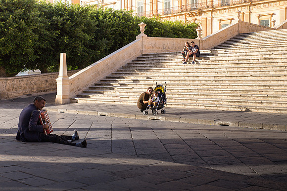 Day 8 - Steps of the Diuomo