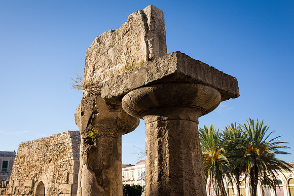 Day 9 - Piazza Pancali and Temple of Apollo