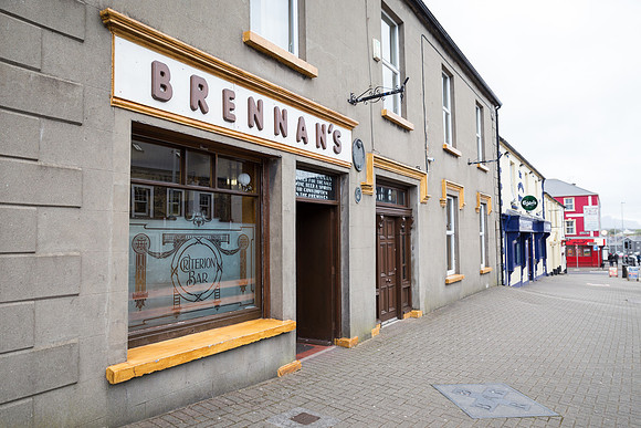 Brennan's Criterion Bar