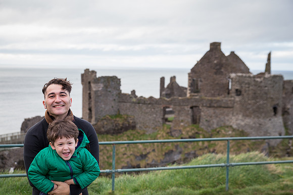 Fepe and Sebs in front of Dunluce Castle