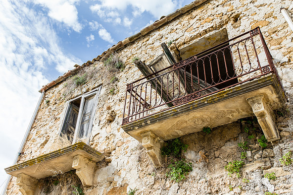 Day 3 - Ruderi Di Poggioreale, Sicily