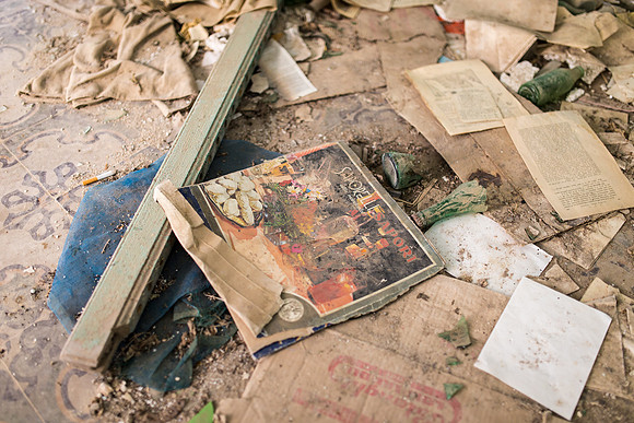 Day 3 - Record album and debris at Ruderi Di Poggioreale