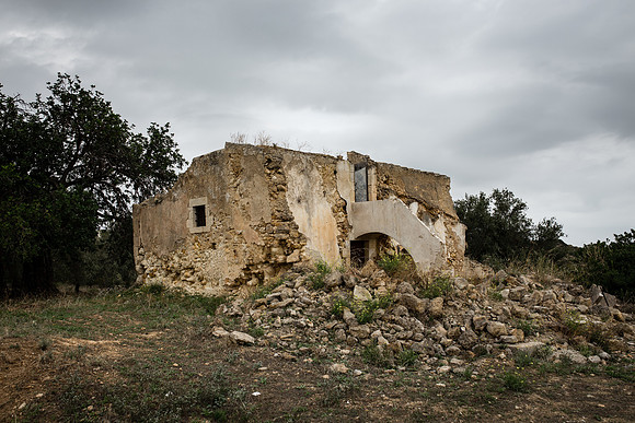 Day 12 - Abandoned cottage near our villa