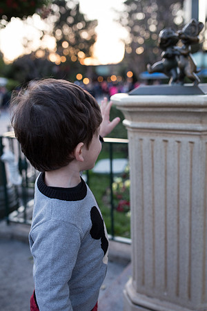 Day 1 - Feb 27 - Hub Chip and Dale Statue