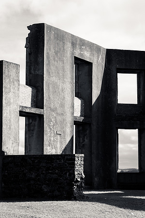Downhill House