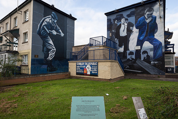People's Gallery Murals of Derry